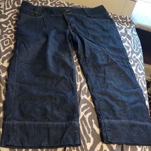 Banana republic classic capris